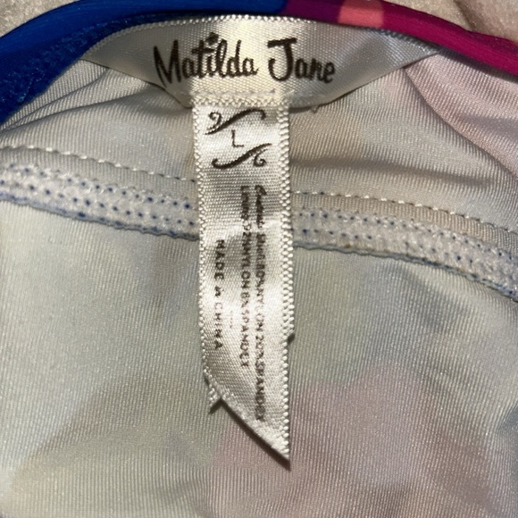 Matilda Jane swimsuit top size large. Excellent condition - Picture 6 of 6